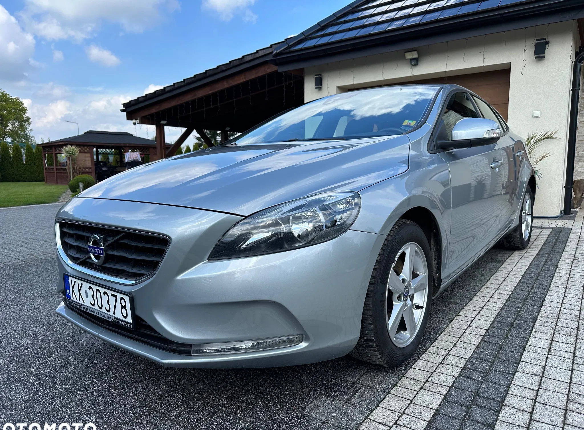 zachodniopomorskie Volvo V40 cena 42500 przebieg: 170000, rok produkcji 2014 z Kraków